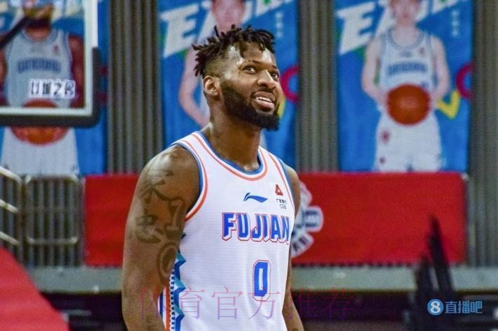 杰曼晒自己与小宝宝合影庆祝战胜宁波,全场砍下23分6助2断 杰曼晒自己与小宝宝合影庆祝战胜宁波,全场砍下23分6助2断